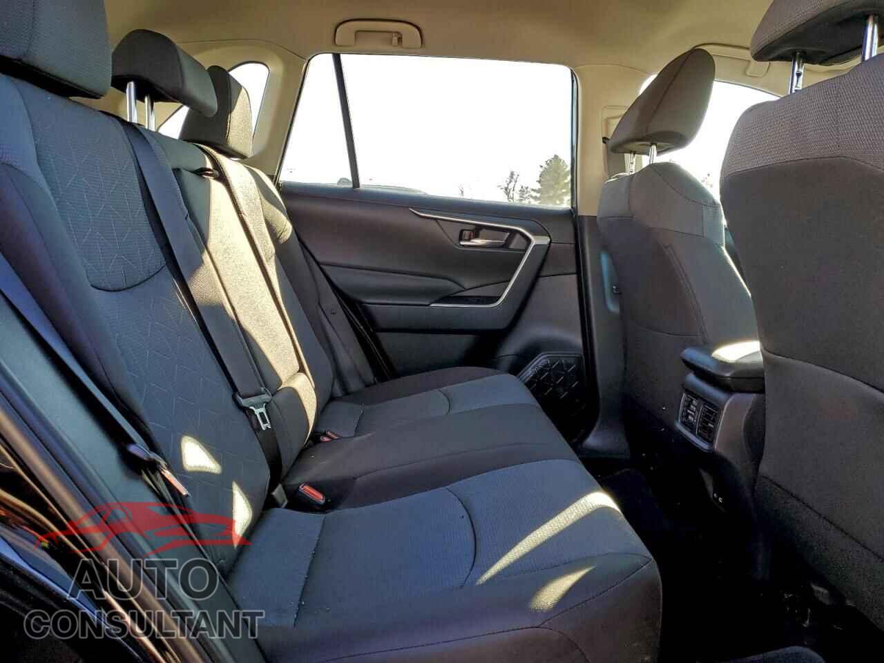 TOYOTA RAV4 2024 - 2T3P1RFVXRW476476