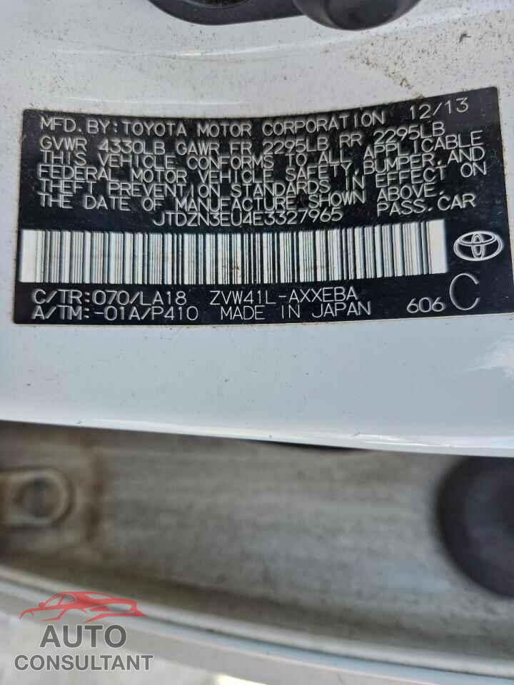 TOYOTA PRIUS 2014 - JTDZN3EU4E3327965