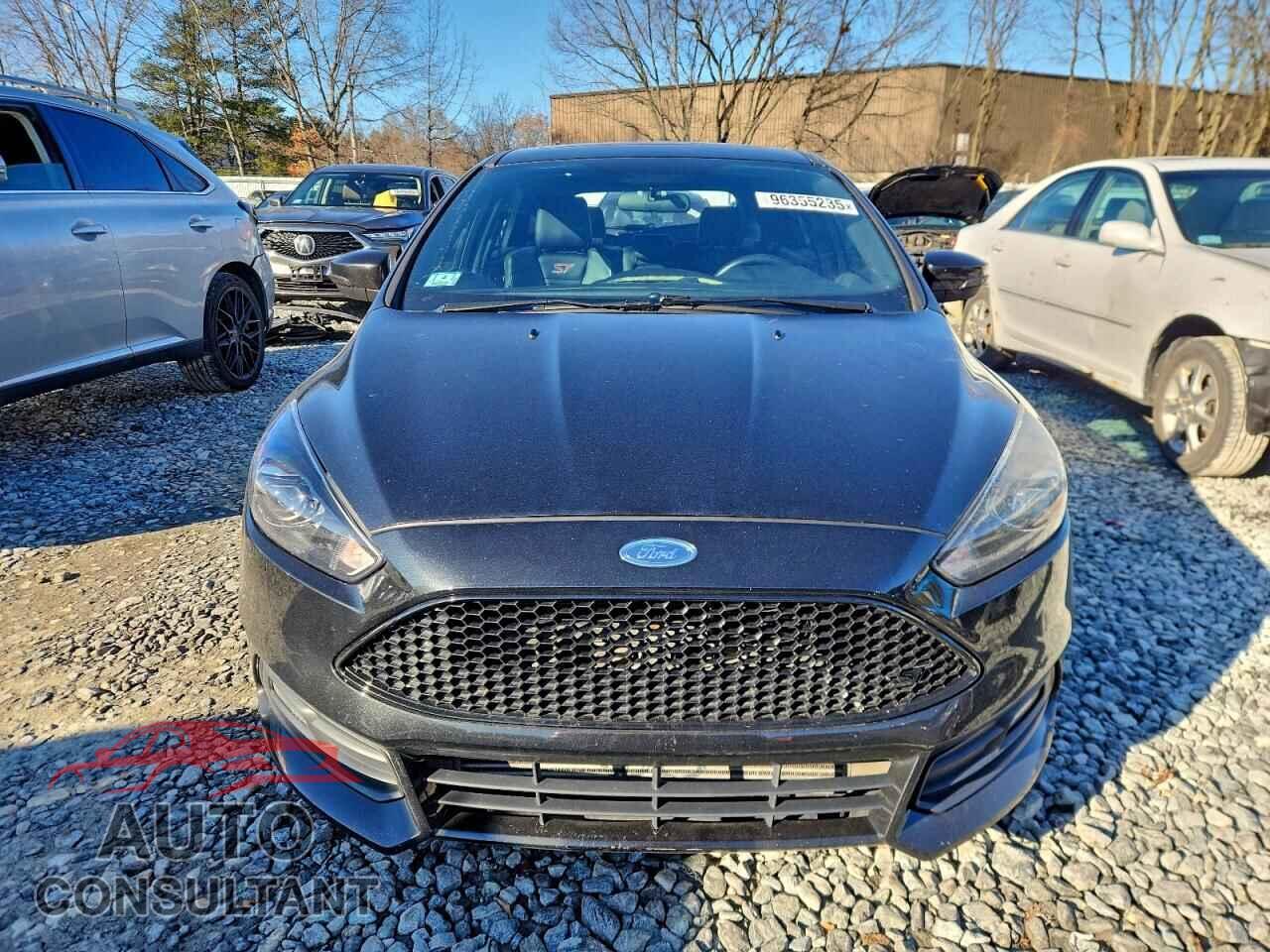 FORD FOCUS 2015 - 1FADP3L90FL291167