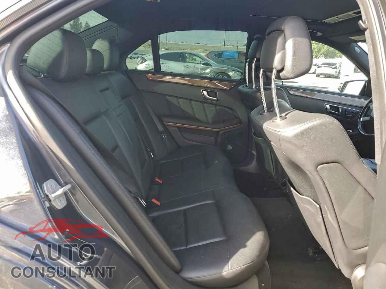 MERCEDES-BENZ E-CLASS 2012 - WDDHF2EB2CA538128