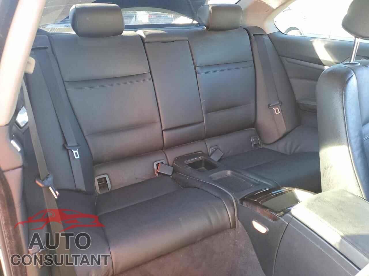 BMW 3 SERIES 2012 - WBAKE3C51CE770022