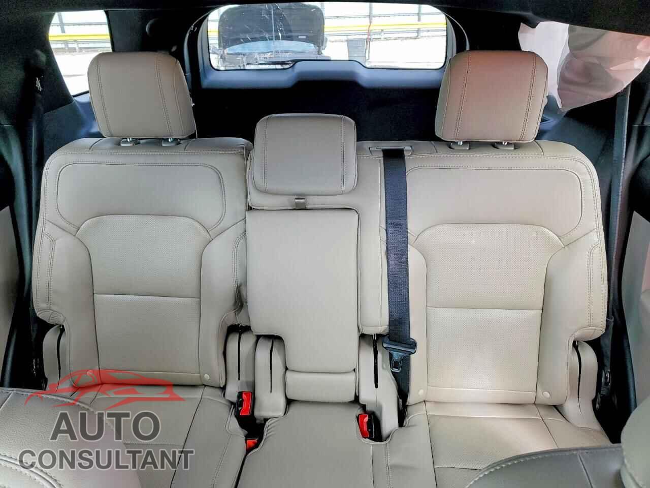 FORD EXPLORER 2018 - 1FM5K7F80JGB75438