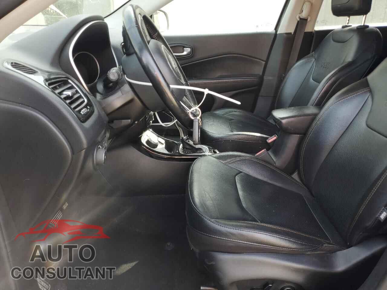 JEEP COMPASS 2020 - 3C4NJDCB5LT127227