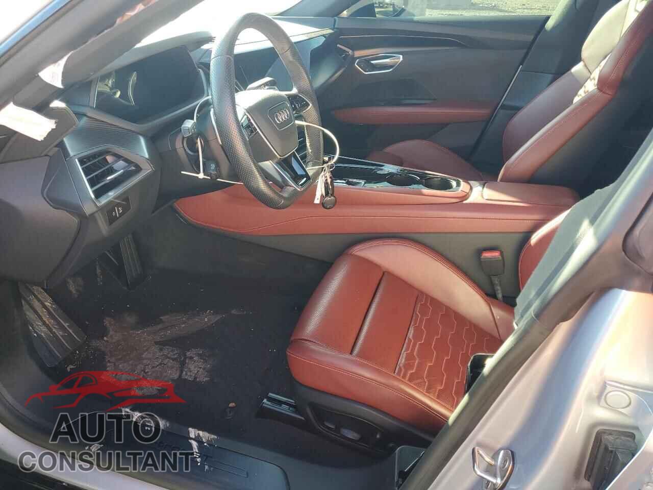 AUDI E-TRON GT 2023 - WAUCJBFWXP7008137