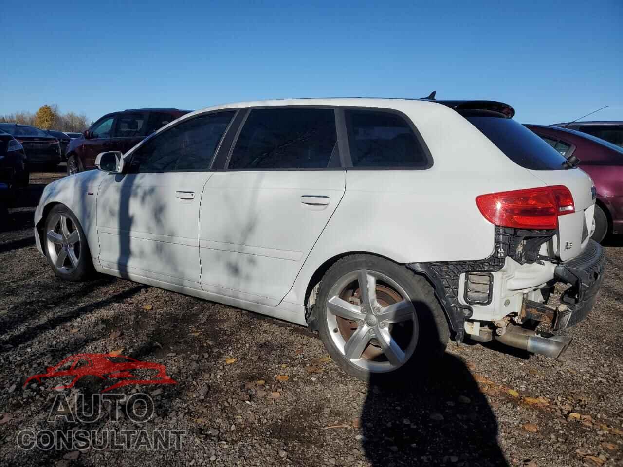 AUDI A3 2013 - WAUDFCFM1DA007595