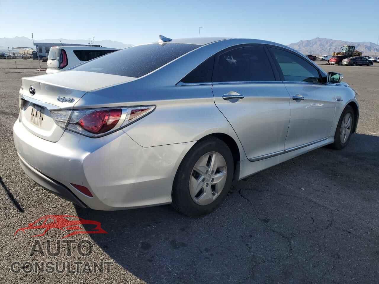 HYUNDAI SONATA 2012 - KMHEC4A46CA045248