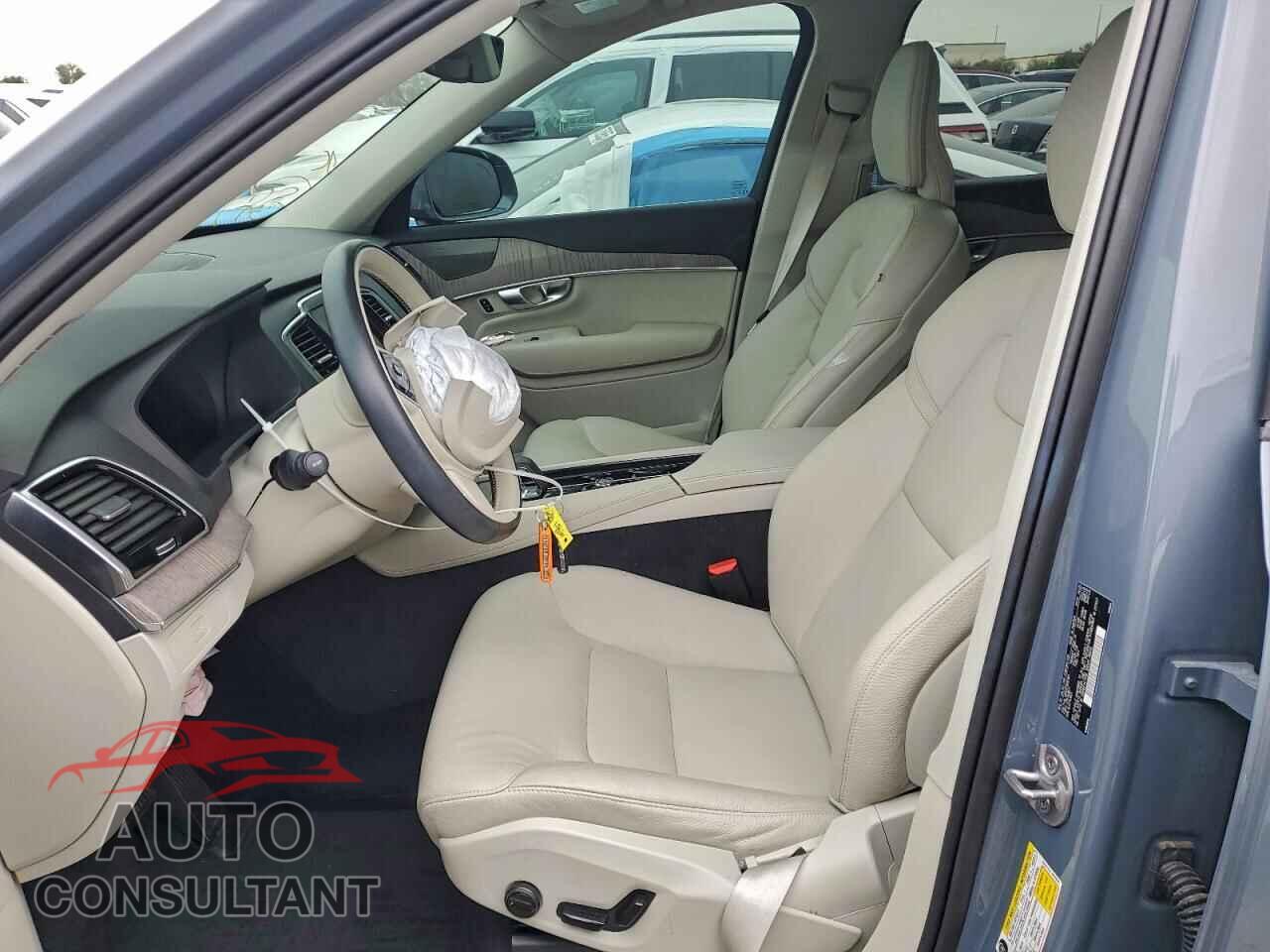 VOLVO XC90 PLUS 2023 - YV4L12PN1P1990181