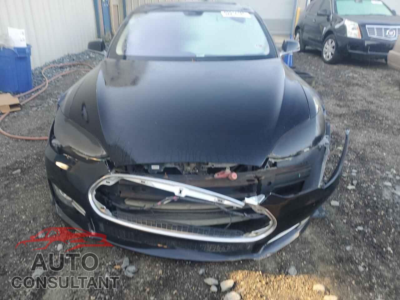 TESLA MODEL S 2013 - 5YJSA1DN1DFP18908