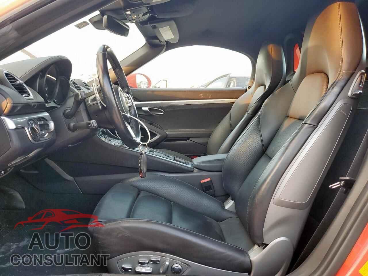 PORSCHE BOXSTER 2018 - WP0CA2A8XJS210217