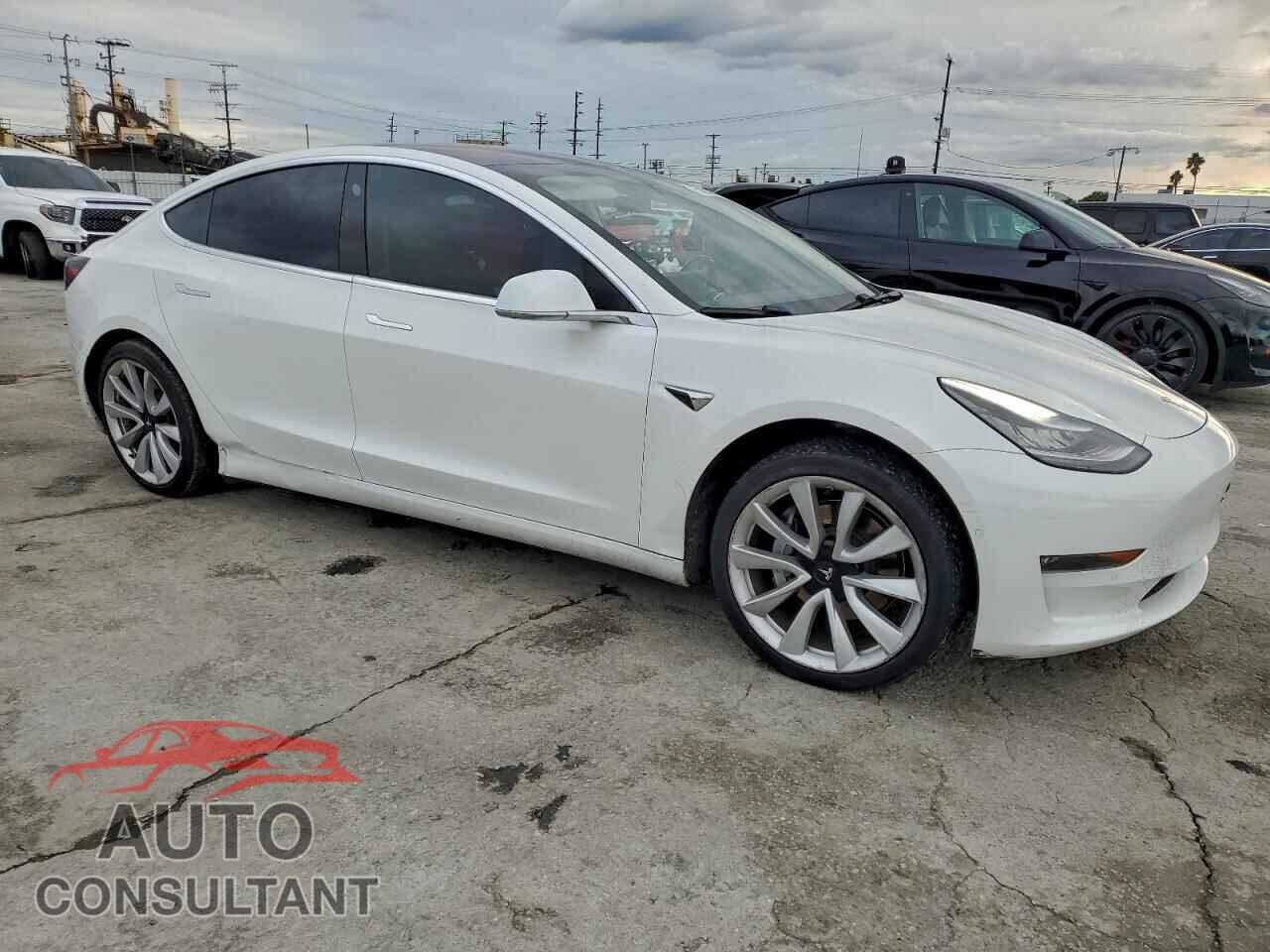 TESLA MODEL 3 2018 - 5YJ3E1EA8JF006489