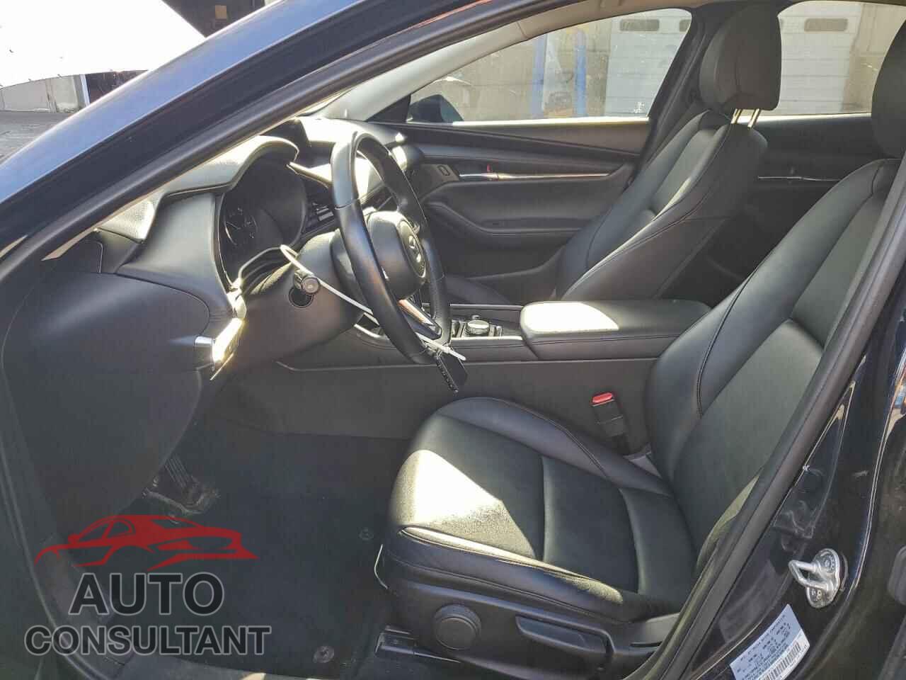 MAZDA 3 2019 - JM1BPBAM3K1119997