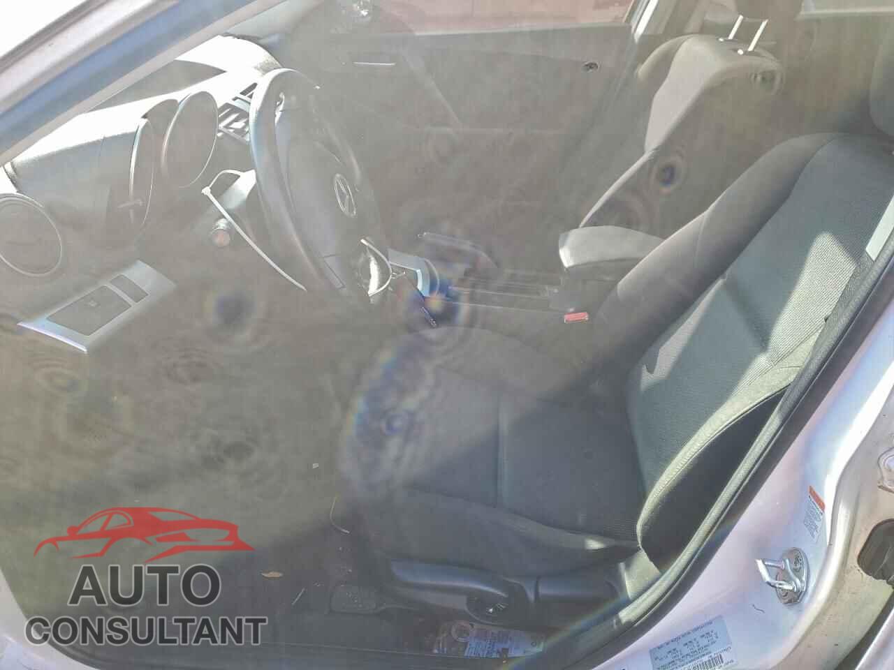 MAZDA 3 2011 - JM1BL1VF4B1404192