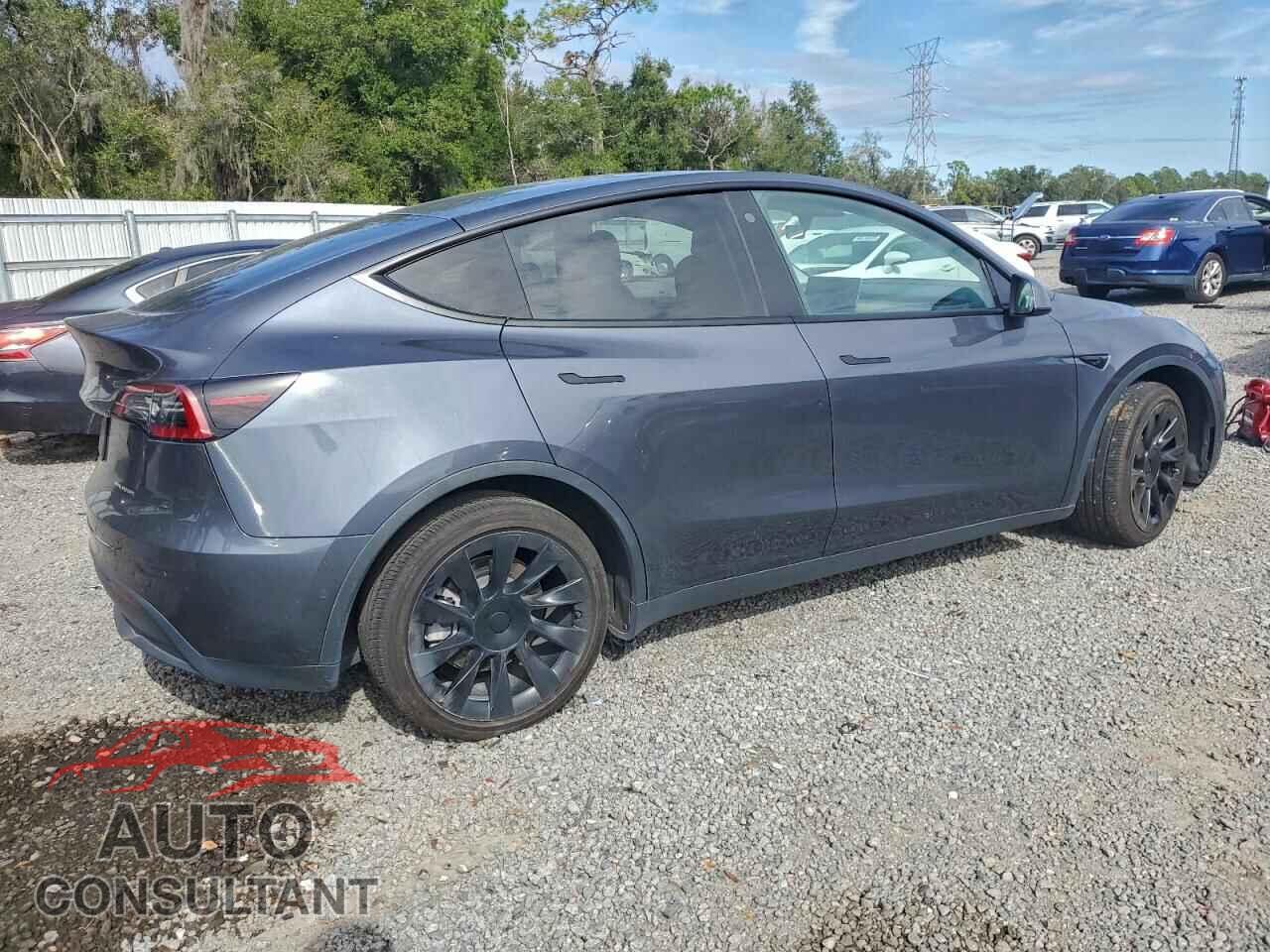 TESLA MODEL Y 2022 - 7SAYGDEE2NF387480