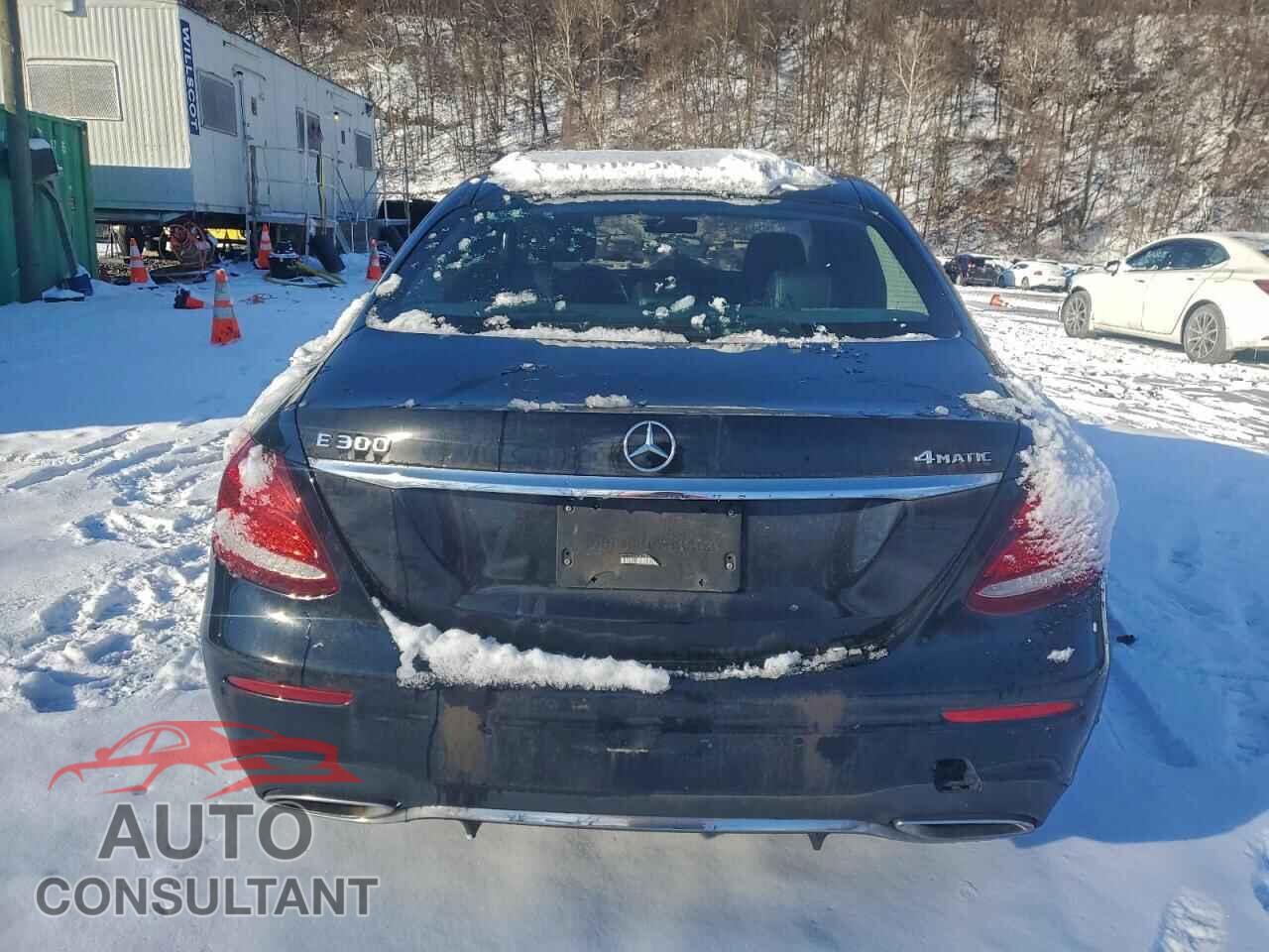 MERCEDES-BENZ E-CLASS 2018 - WDDZF4KB0JA338043