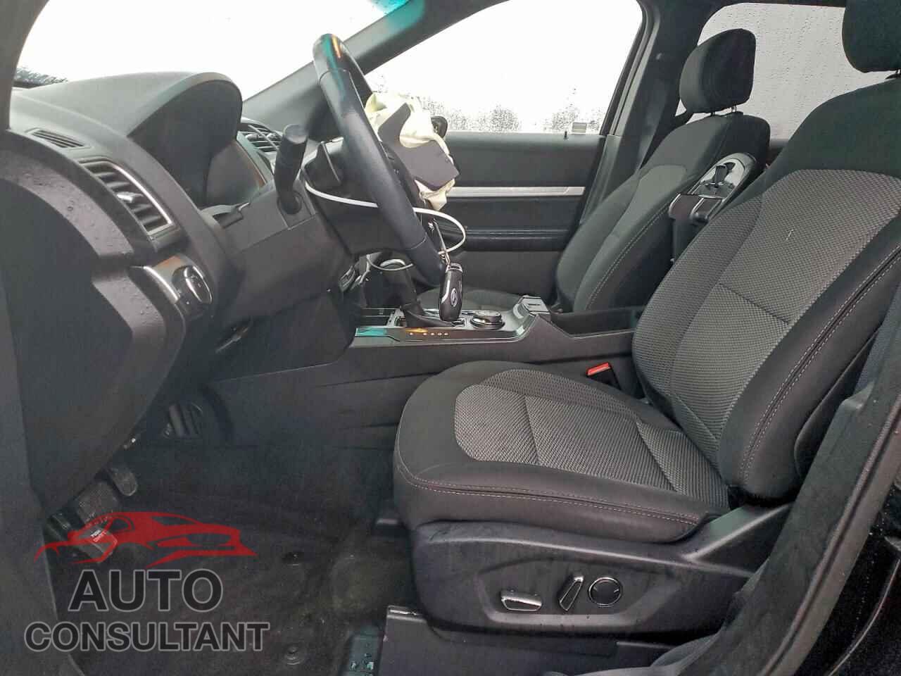 FORD EXPLORER 2017 - 1FM5K8D80HGA34369