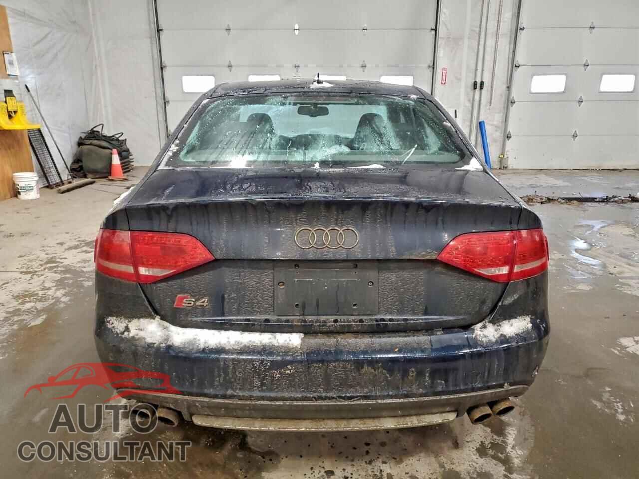 AUDI S4/RS4 2010 - WAUMGAFL5AA068193