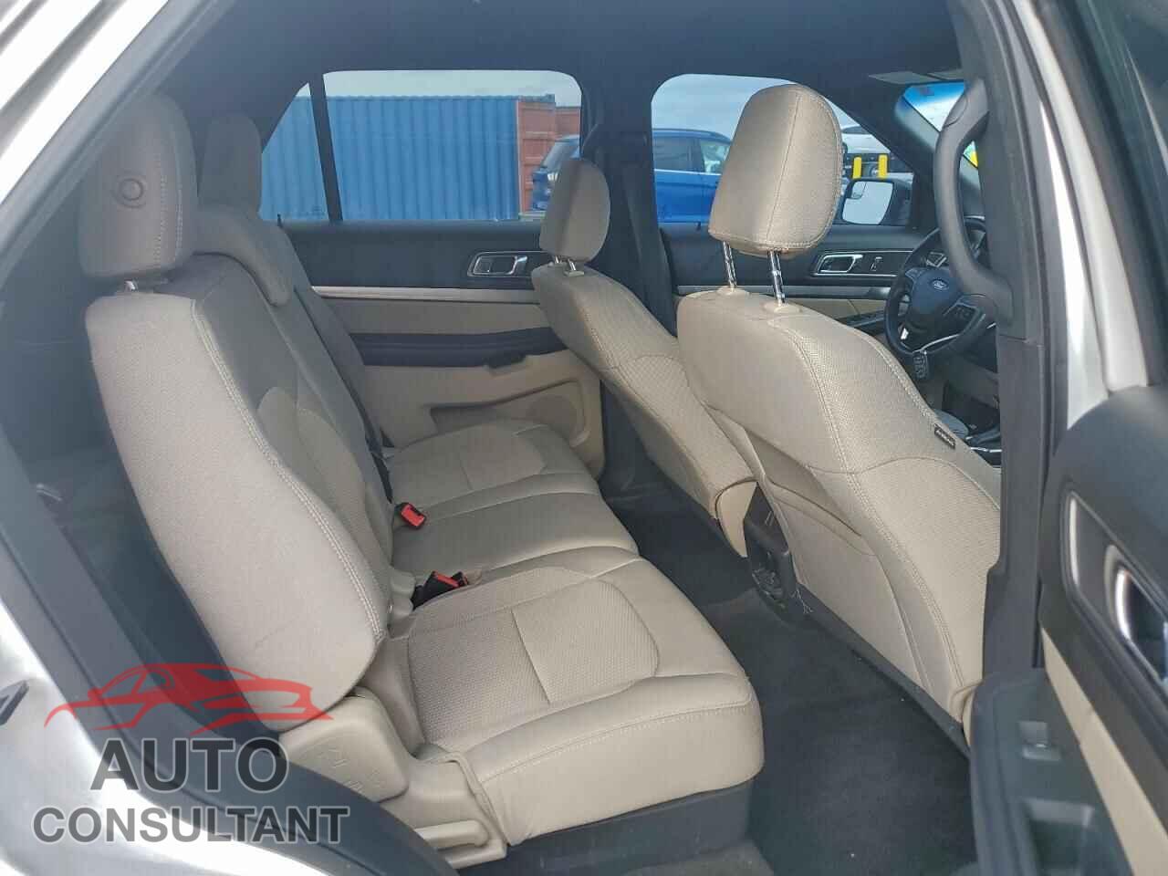 FORD EXPLORER 2018 - 1FM5K7D82JGB85391