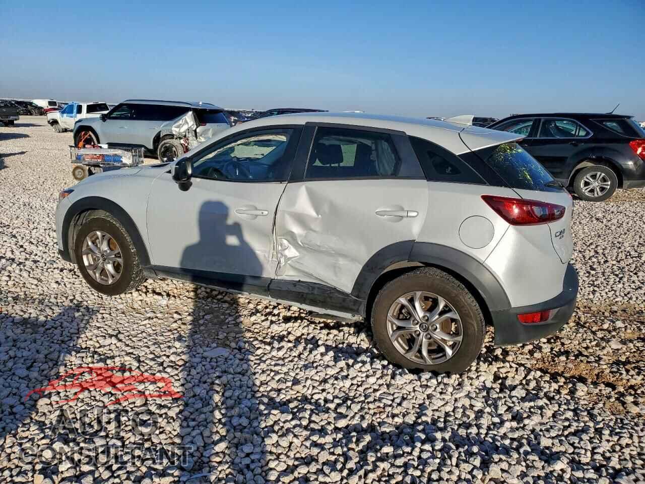 MAZDA CX-3 2017 - JM1DKFB76H0148481