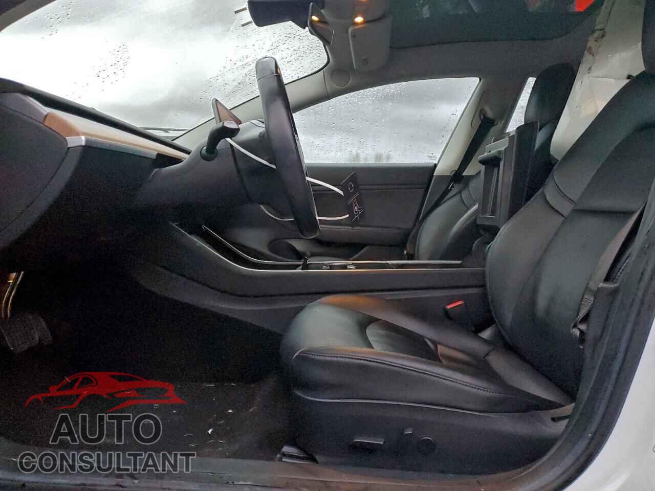 TESLA MODEL 3 2018 - 5YJ3E1EA4JF004741