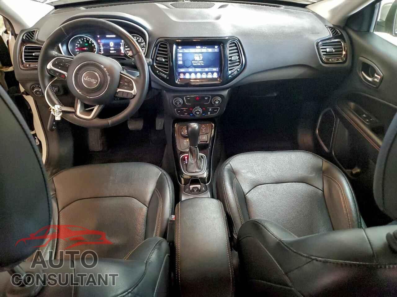 JEEP COMPASS 2018 - 3C4NJDCB7JT480310
