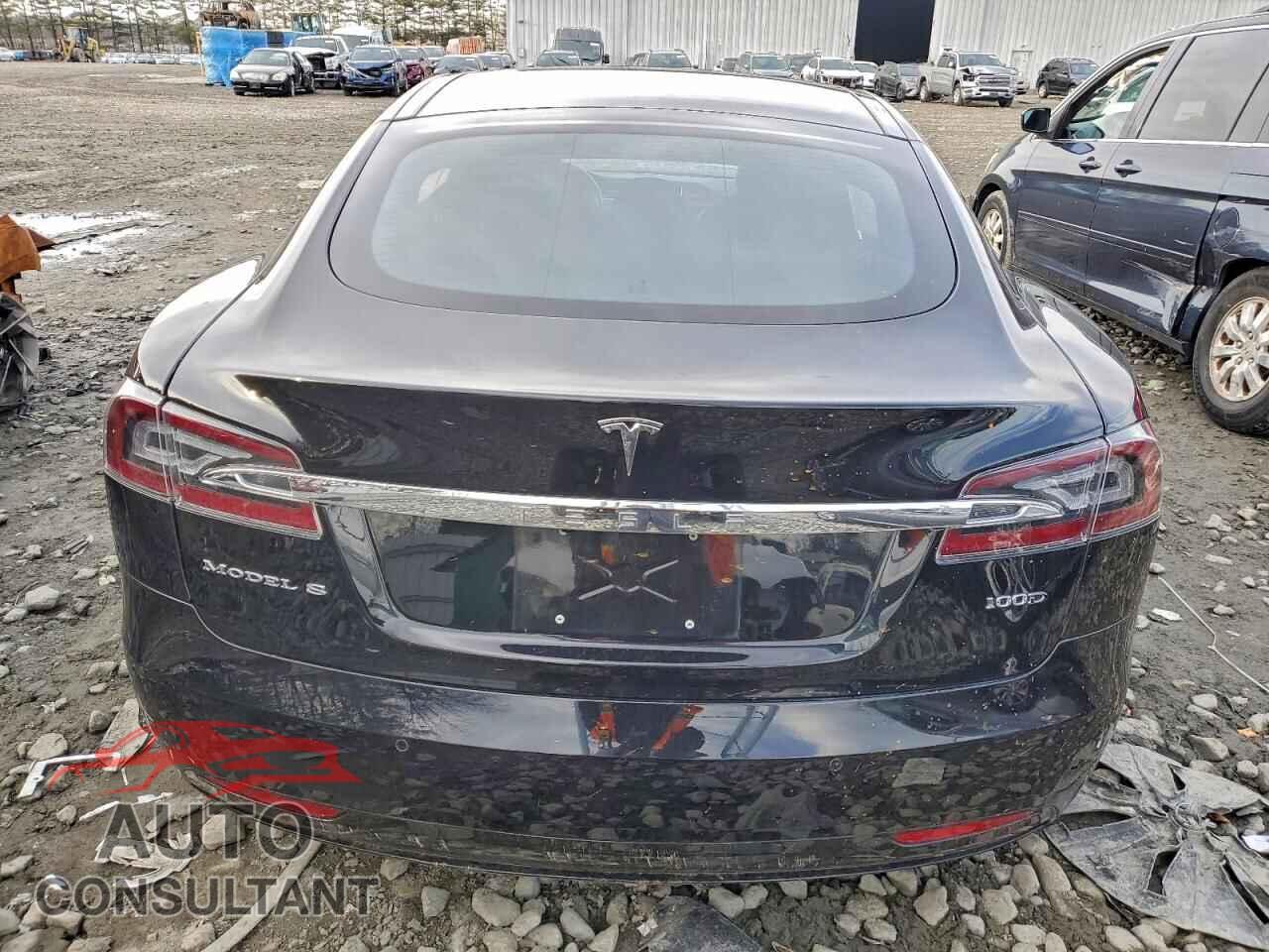 TESLA MODEL S 2017 - 5YJSA1E25HF232614