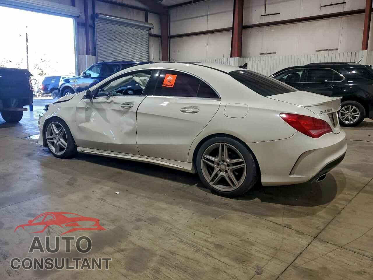 MERCEDES-BENZ CLA-CLASS 2015 - WDDSJ4EB4FN269241