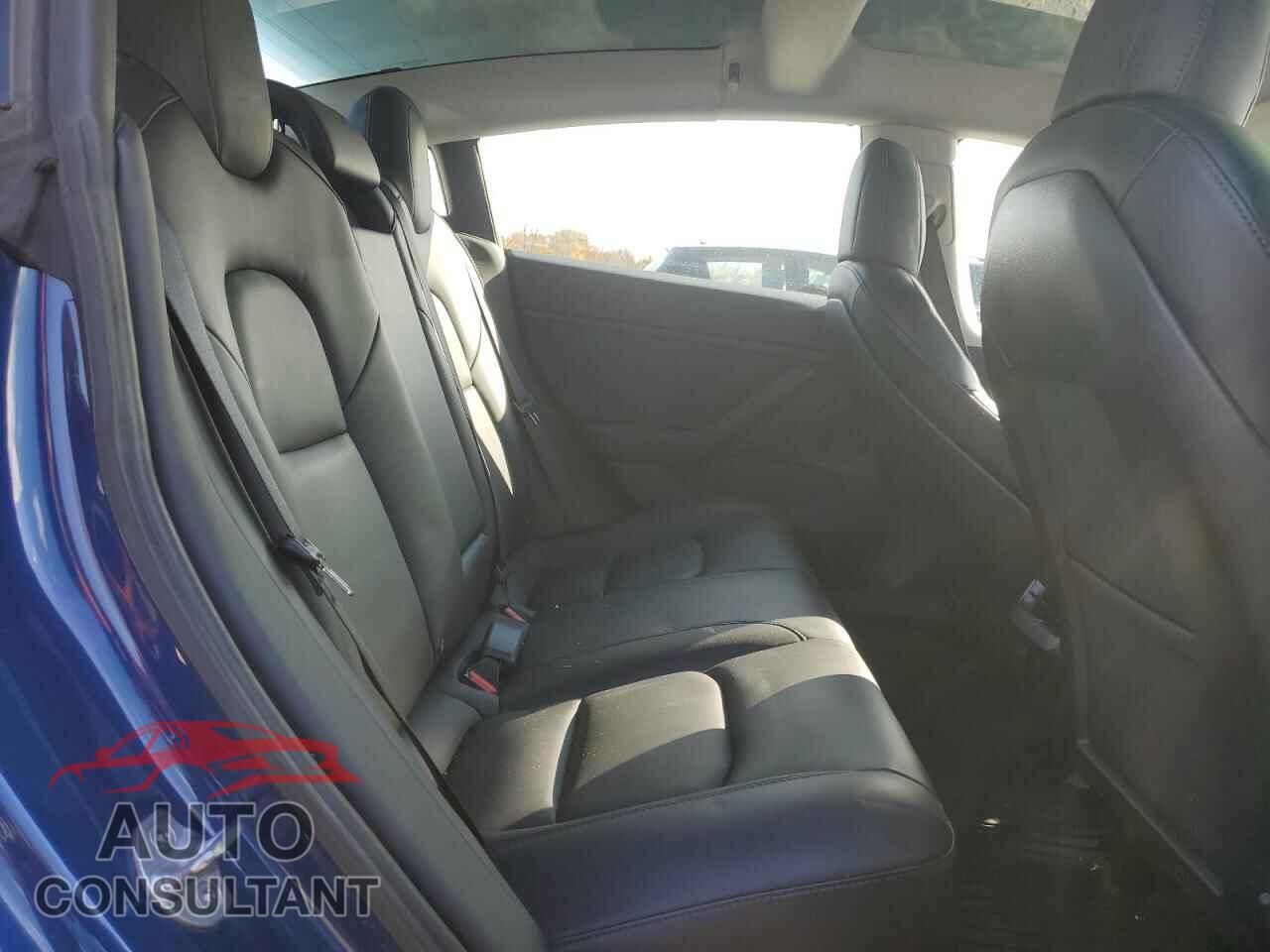 TESLA MODEL 3 2021 - 5YJ3E1EB8MF853302