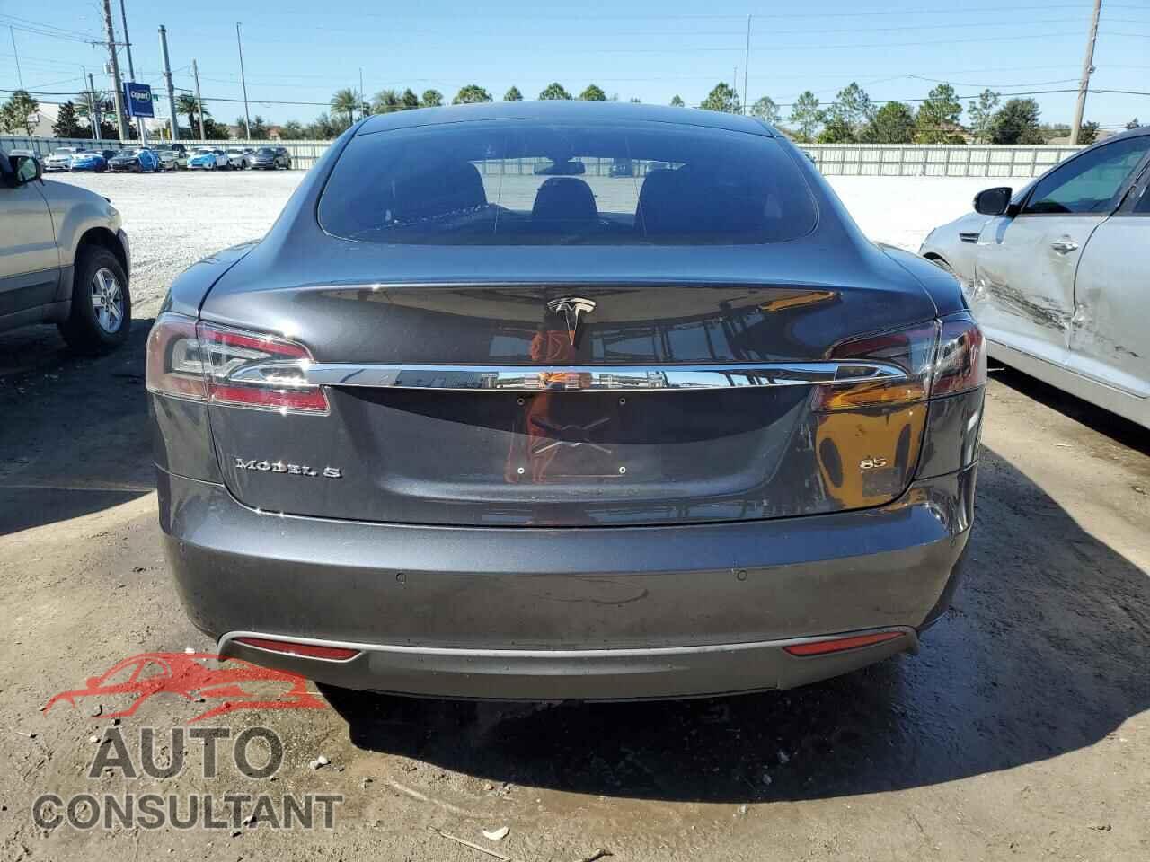 TESLA MODEL S 2015 - 5YJSA1H18FF099766