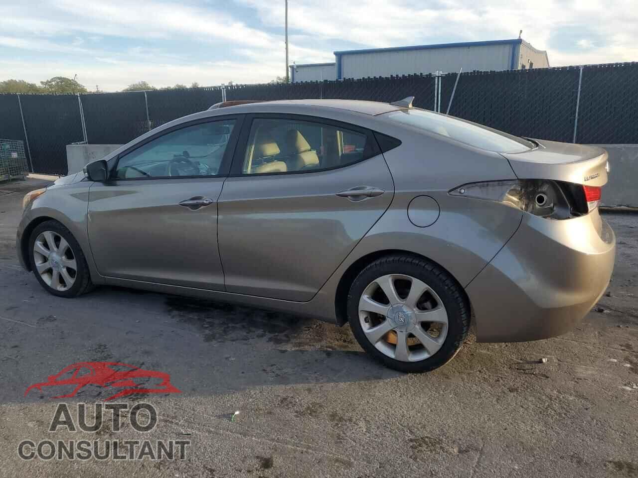 HYUNDAI ELANTRA 2013 - 5NPDH4AE6DH298445