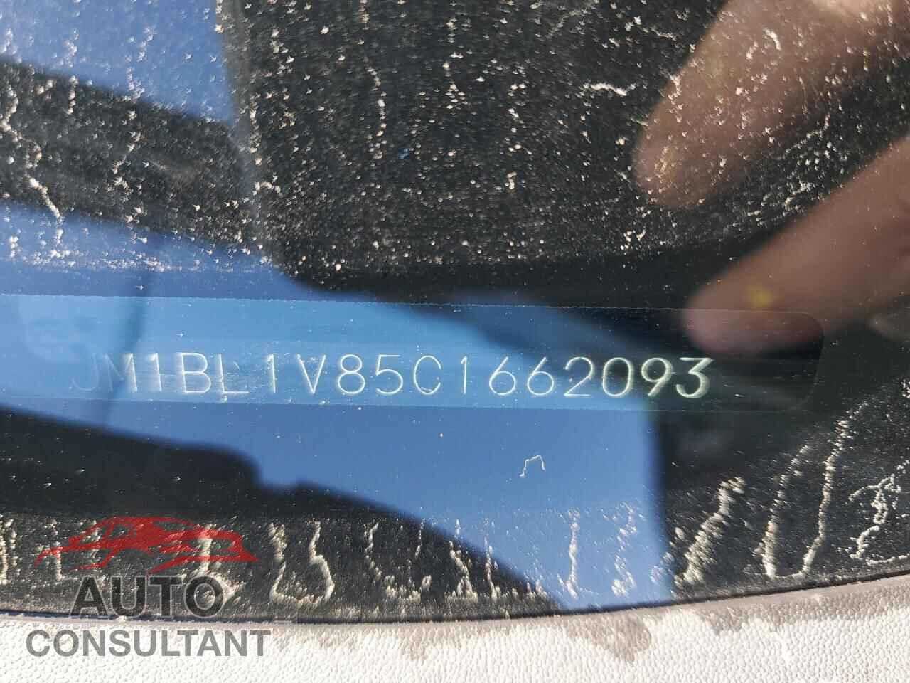 MAZDA 3 2012 - JM1BL1V85C1662093