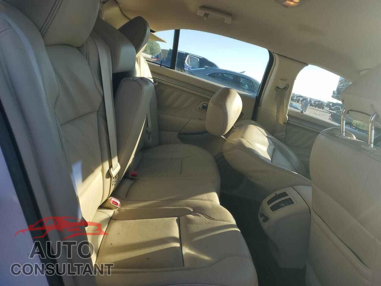 FORD TAURUS 2013 - 1FAHP2E81DG140764