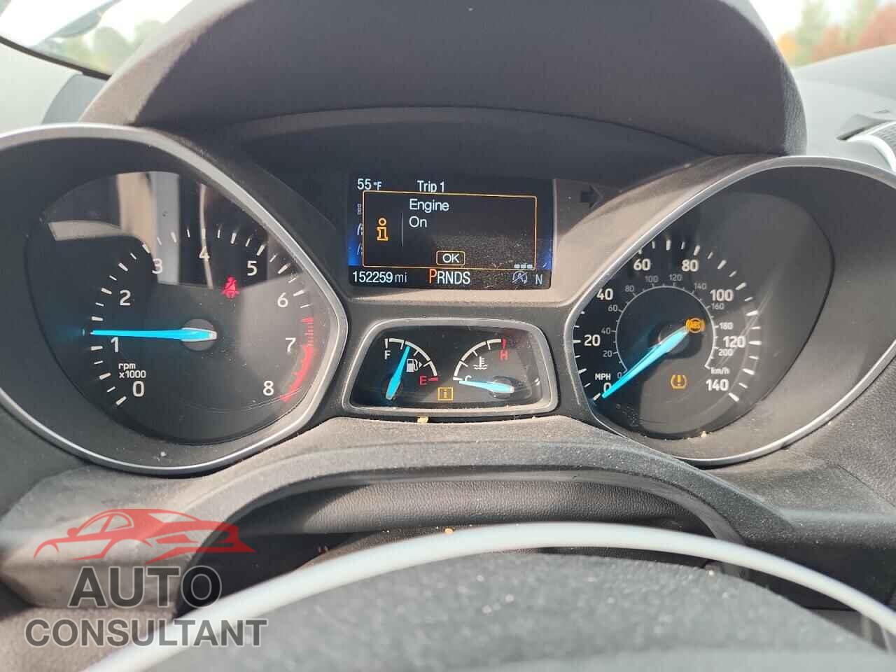 FORD ESCAPE 2017 - 1FMCU9G91HUC27403