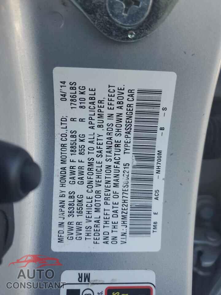 HONDA INSIGHT 2014 - JHMZE2H77ES002215