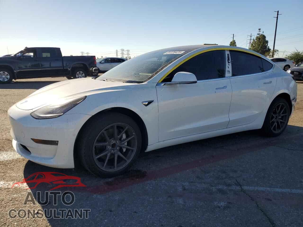 TESLA MODEL 3 2019 - 5YJ3E1EA7KF484663