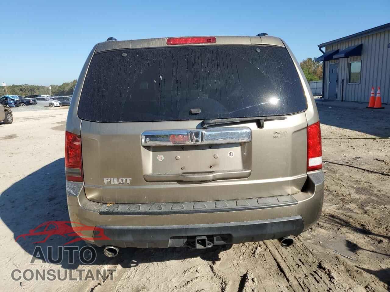 HONDA PILOT 2011 - 5FNYF3H50BB022717