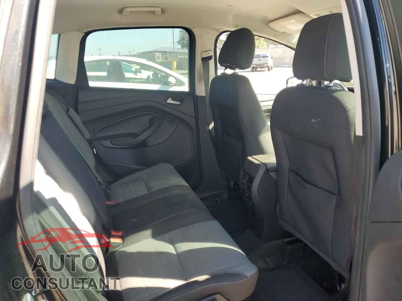 FORD CMAX 2014 - 1FADP5AU2EL510213