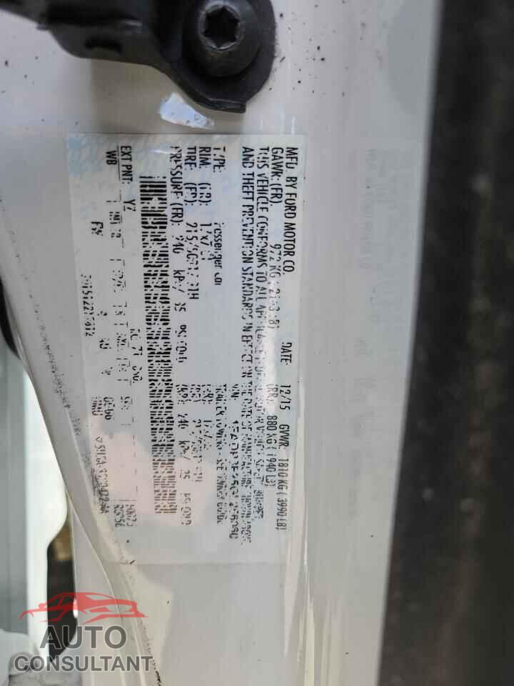 FORD FOCUS 2016 - 1FADP3F25GL256060