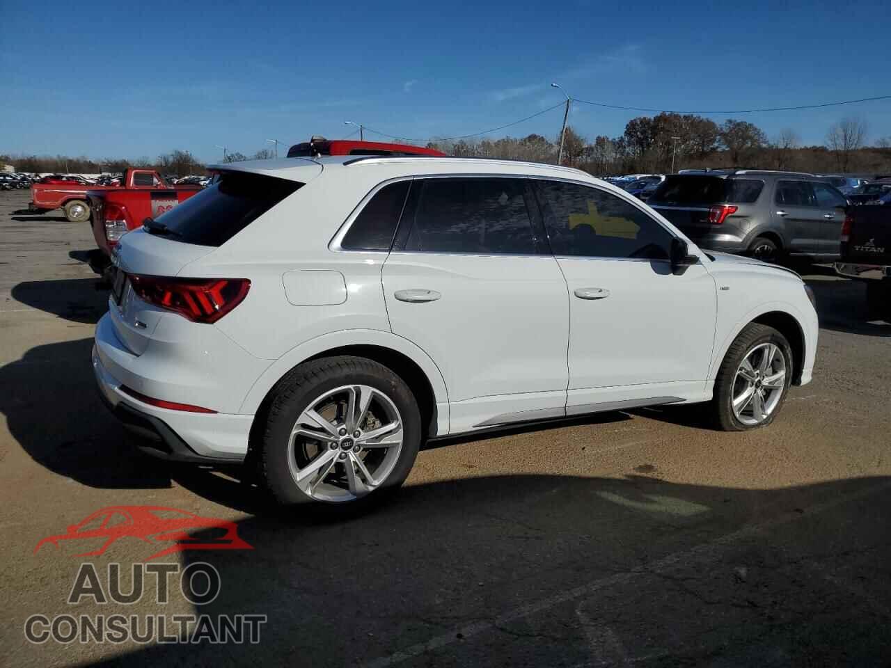 AUDI Q3 2023 - WA1EECF38P1143867
