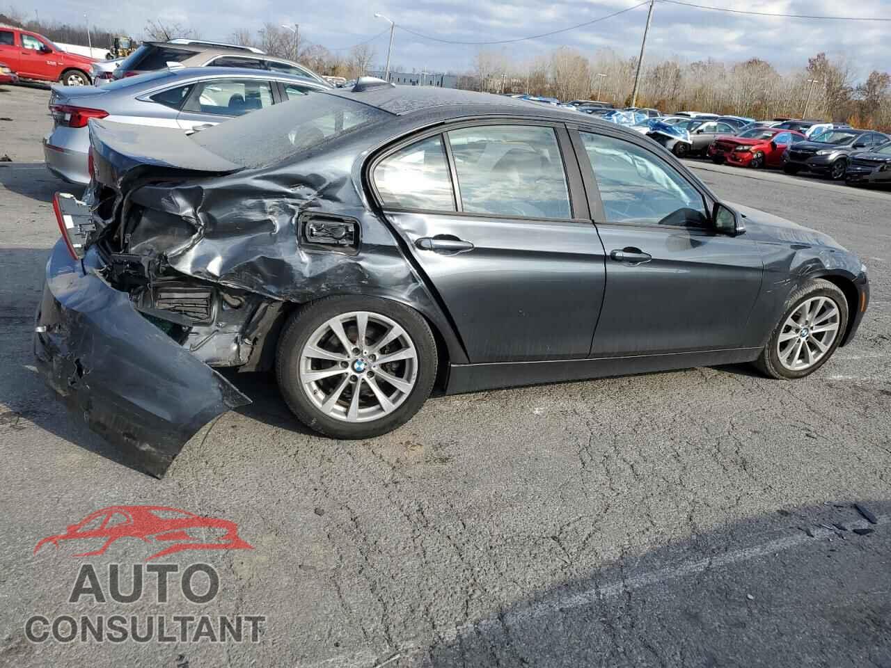 BMW 3 SERIES 2016 - WBA8E5G50GNU20290