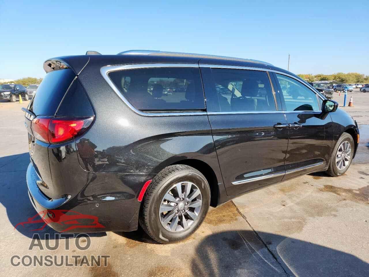 CHRYSLER PACIFICA 2020 - 2C4RC1EG8LR266340