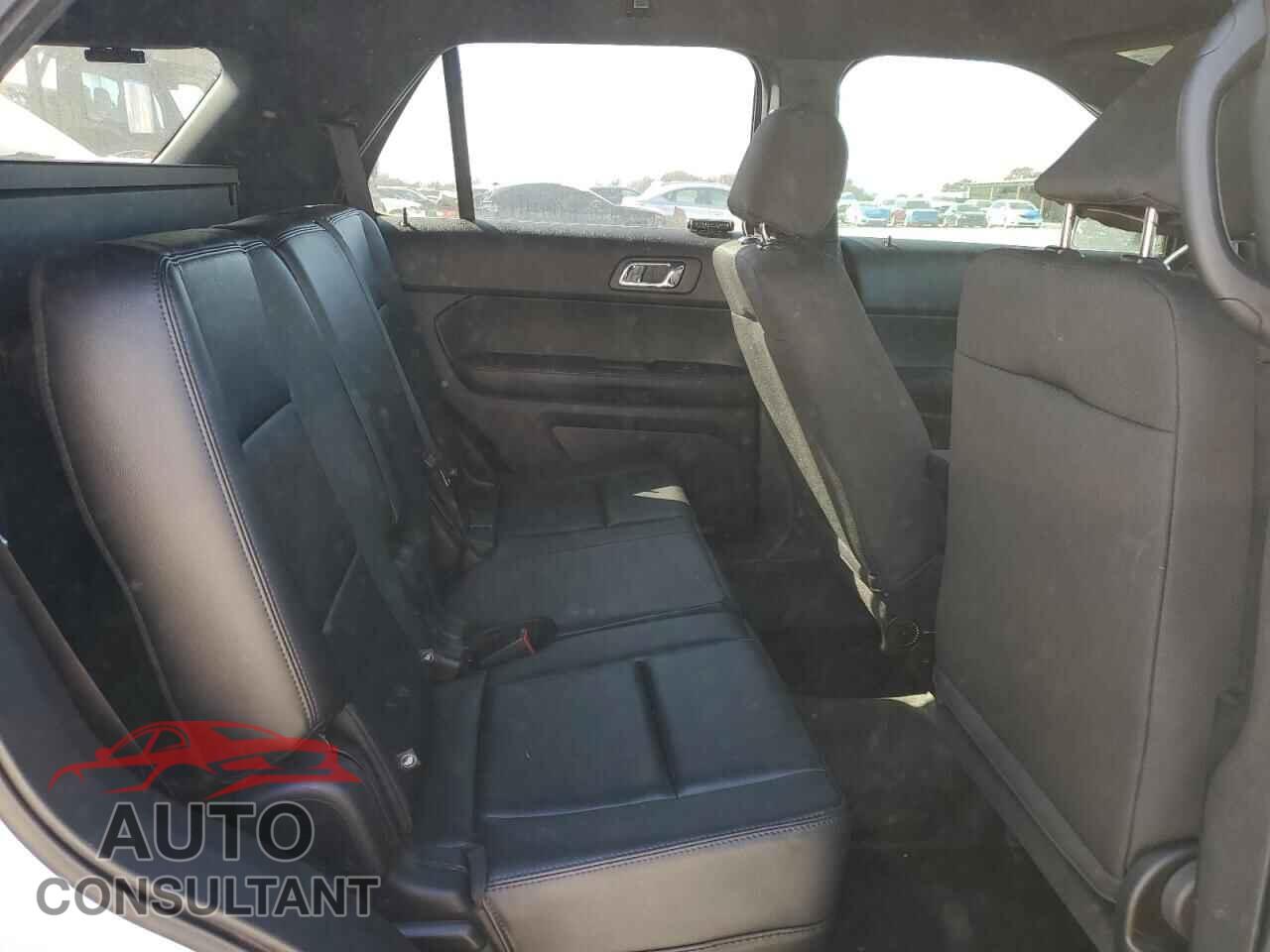 FORD EXPLORER 2017 - 1FM5K8AR0HGC57010