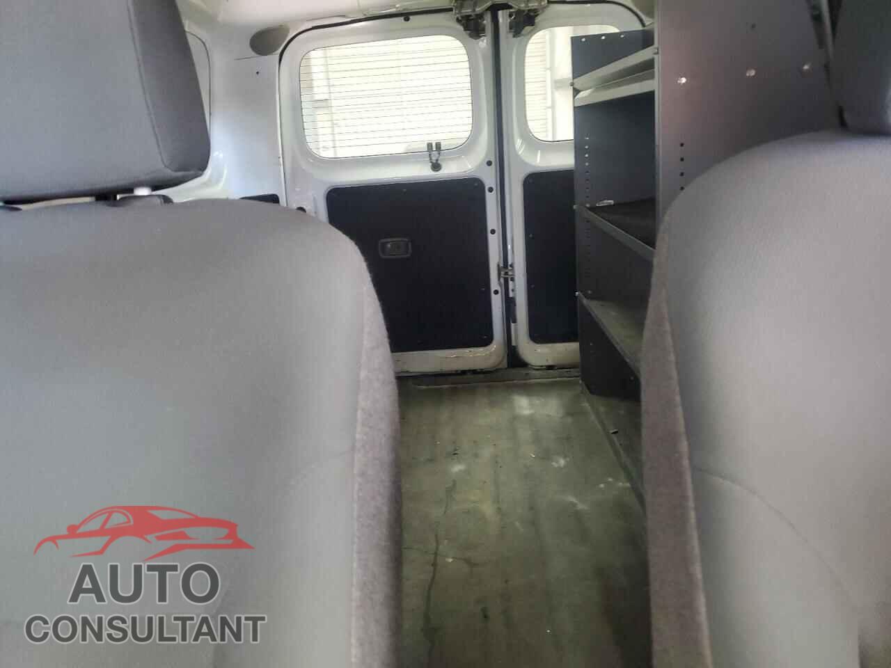 CHEVROLET EXPRESS 2015 - 3N63M0ZN4FK722425