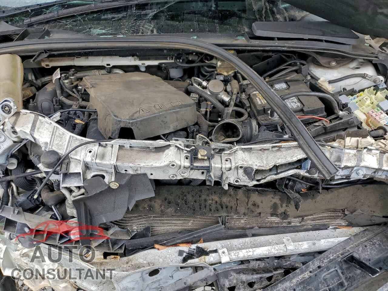 FORD FOCUS 2018 - 1FADP3F28JL256268
