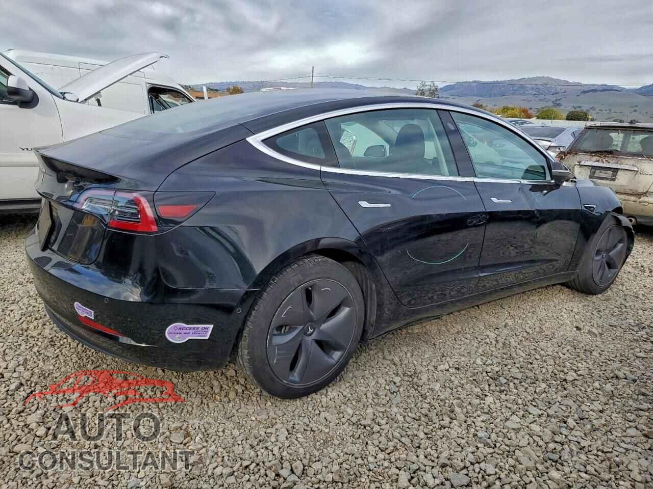 TESLA MODEL 3 2019 - 5YJ3E1EA8KF193105