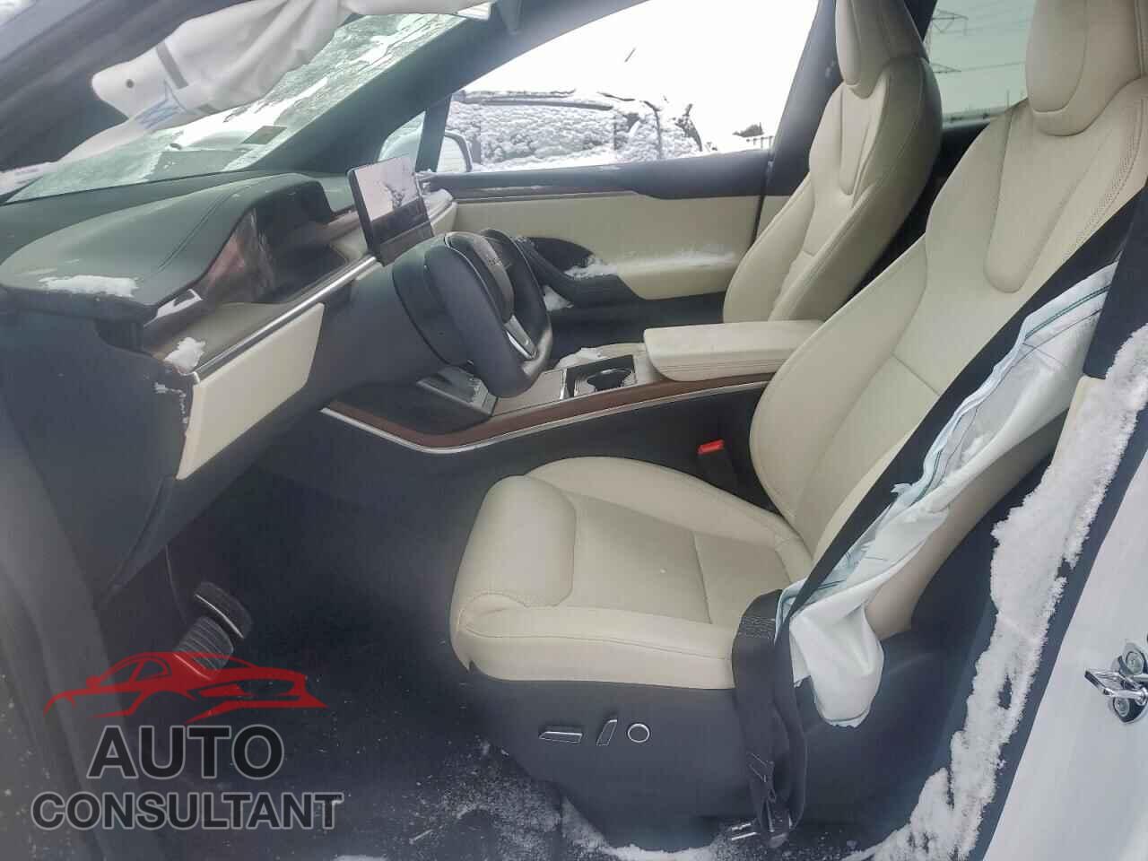 TESLA MODEL X 2022 - 7SAXCBE55NF359572