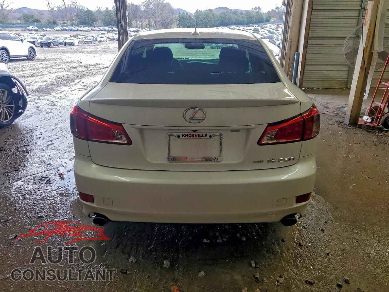 LEXUS IS 2012 - JTHCF5C24C5055322