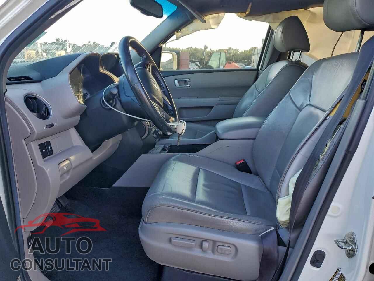 HONDA PILOT 2012 - 5FNYF3H90CB027128