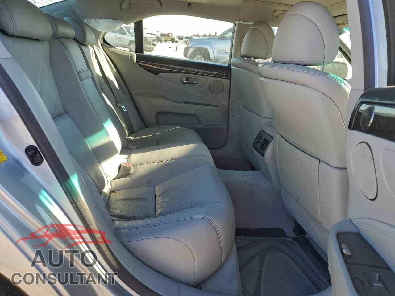 LEXUS LS460 2010 - JTHCL5EF3A5007073