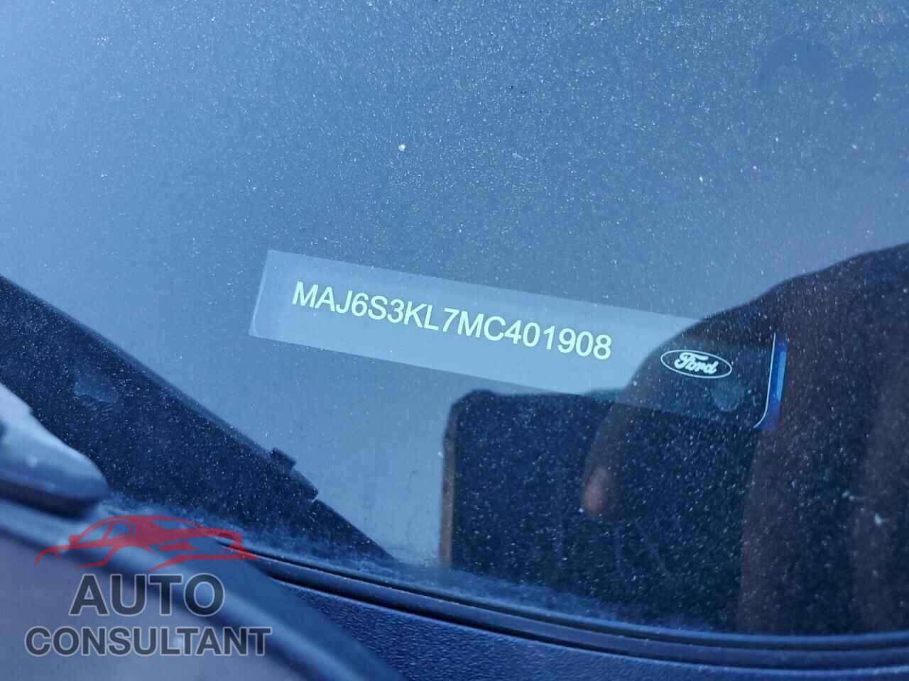FORD ECOSPORT 2021 - MAJ6S3KL7MC401908