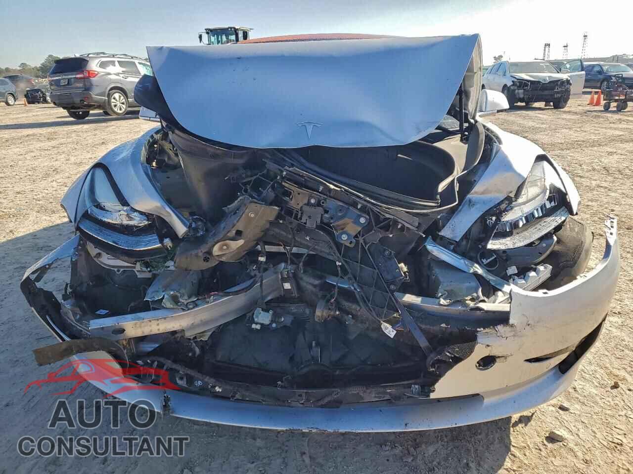 TESLA MODEL 3 2018 - 5YJ3E1EB6JF085766